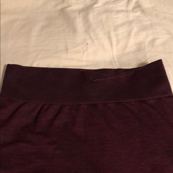 Workout pants maroon/black capri - Picture 4 of 5